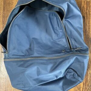 Lululemon City Adventurer Backpack in Ink Blue